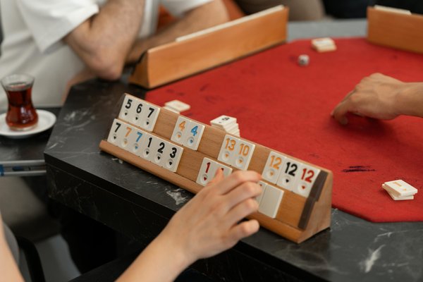 Créez votre propre jeu de société : guide pratique et complet